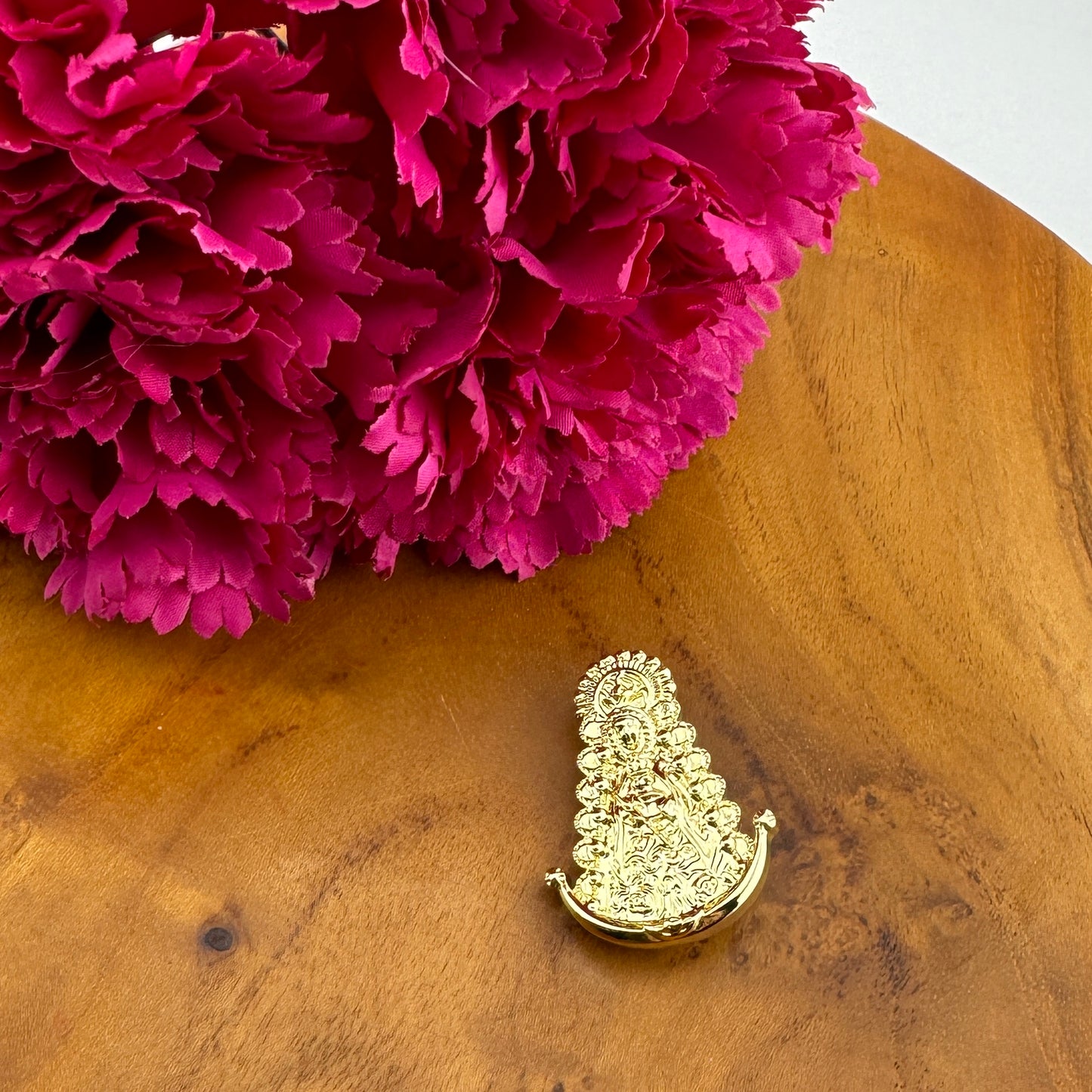 Broche silueta Rocío
